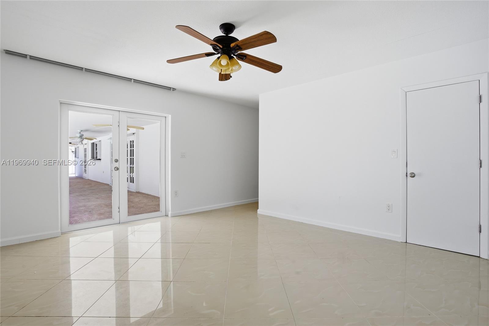 KINGS BAY SUB - Residential