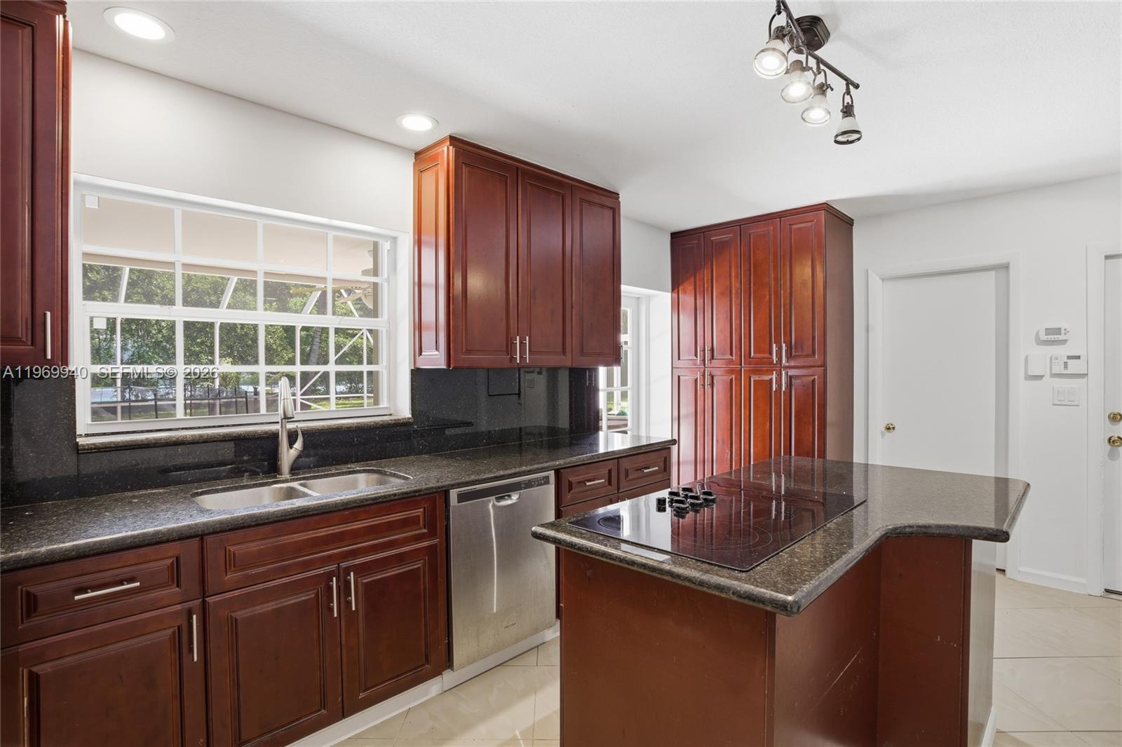 KINGS BAY SUB - Residential