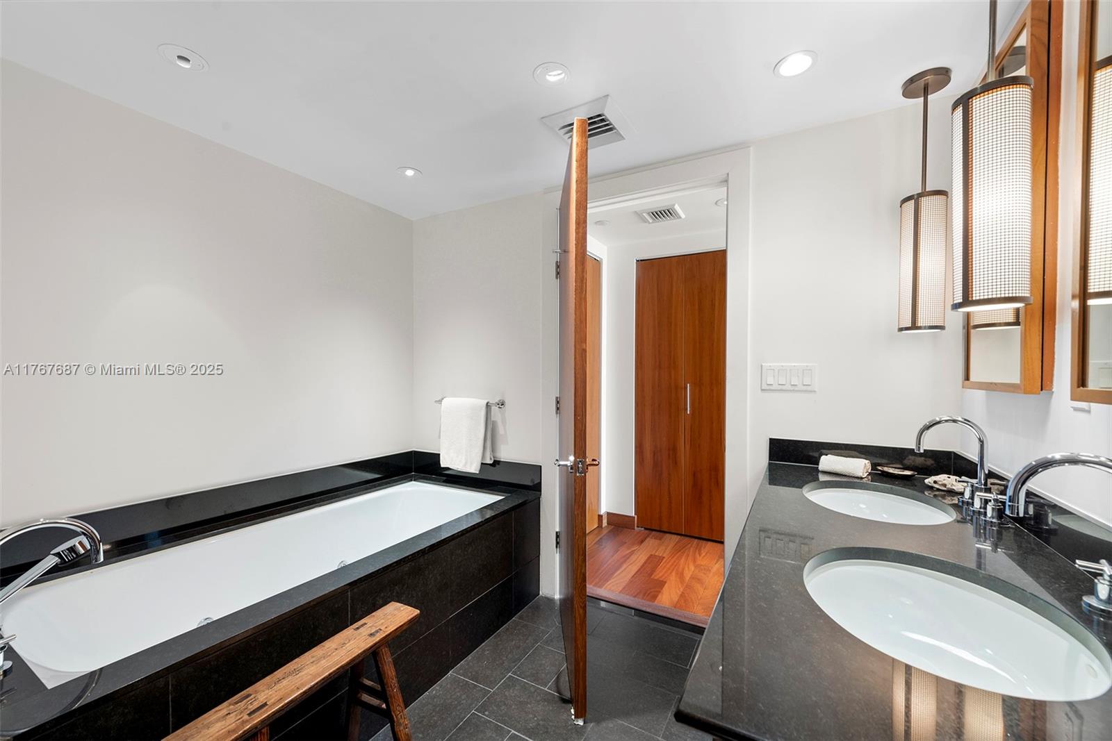 SETAI RESORT & RESIDENCES - Residential