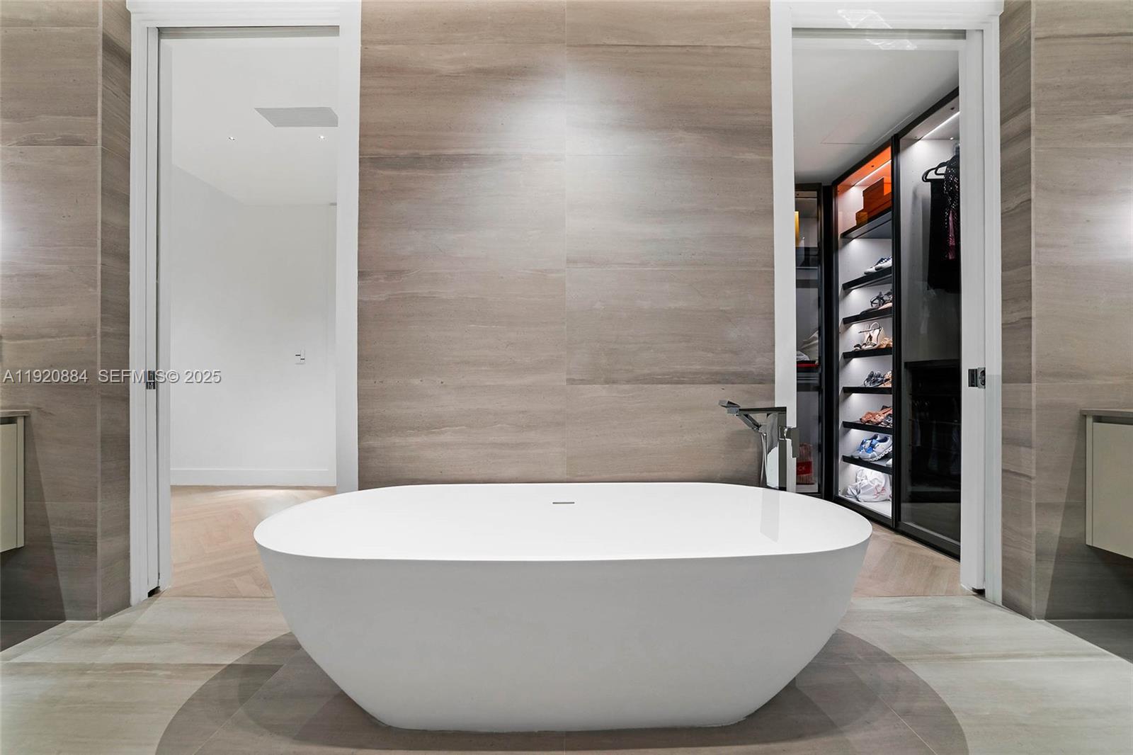 57 OCEAN MIAMI BEACH - Residential