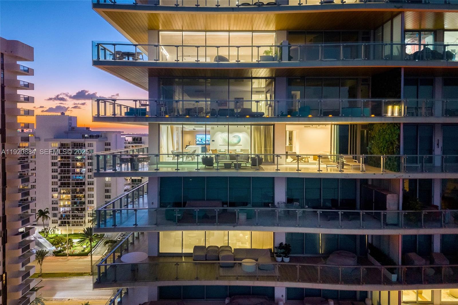 57 OCEAN MIAMI BEACH - Residential