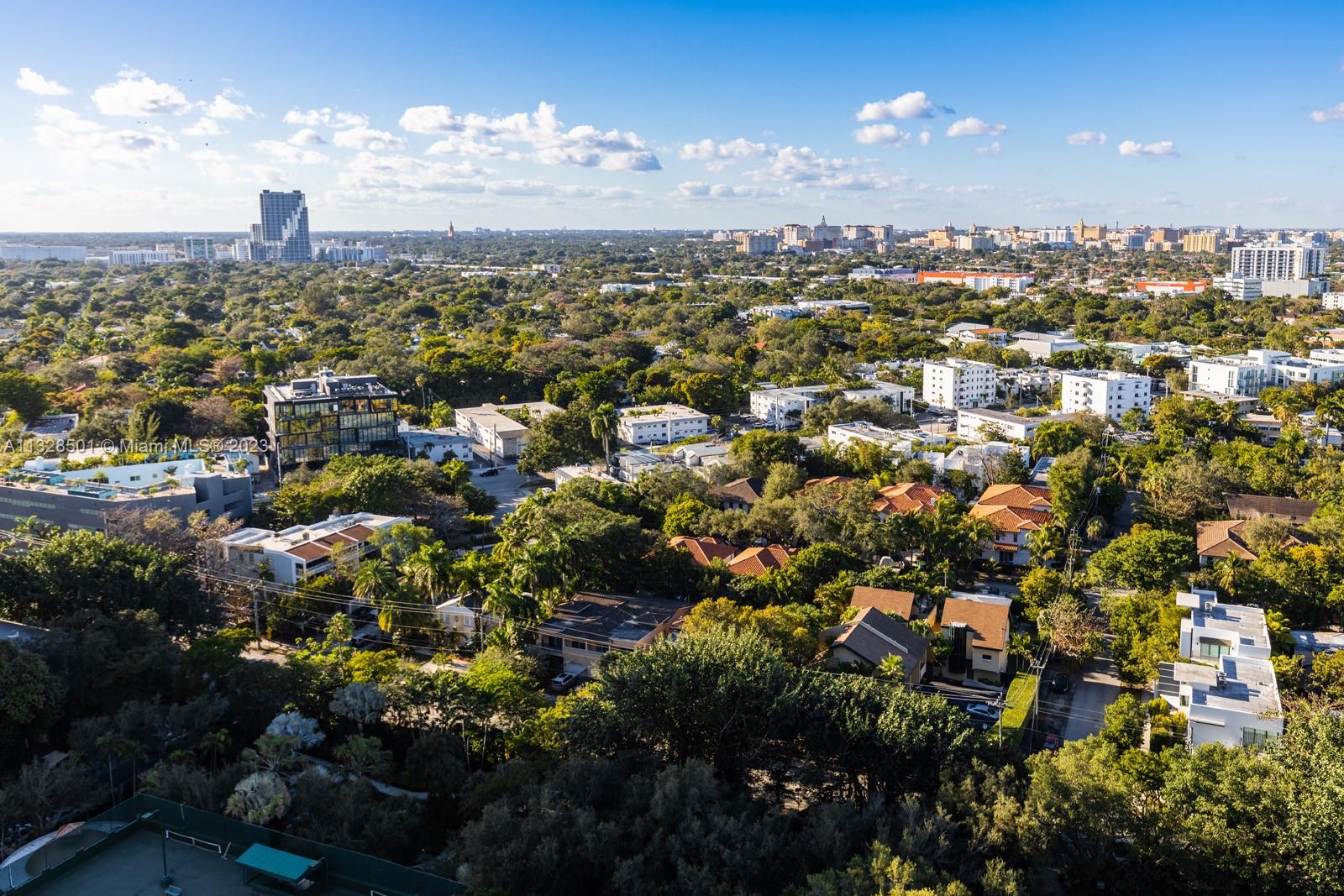 GROVENOR HOUSE CONDO - Residential