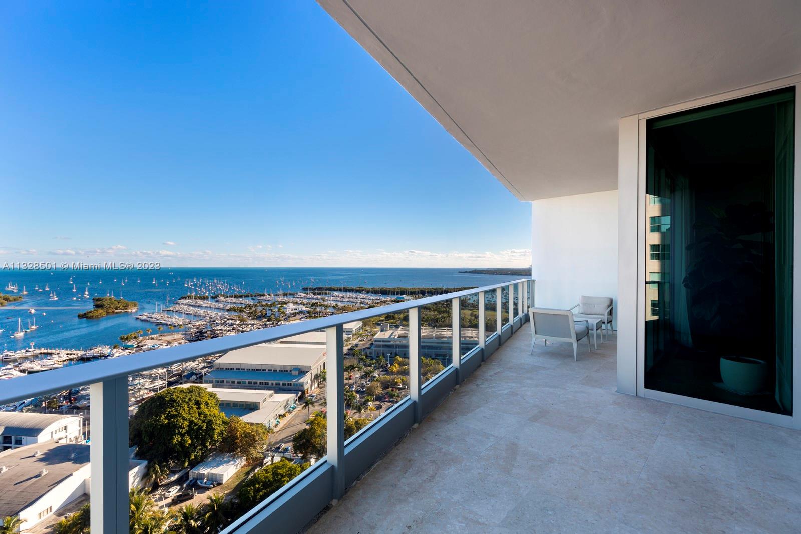 GROVENOR HOUSE CONDO - Residential