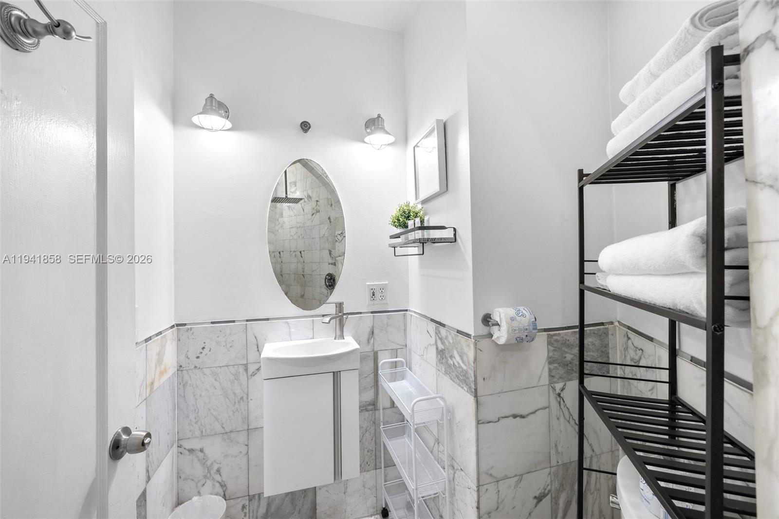 Package 2 units+DOCK avail - Residential