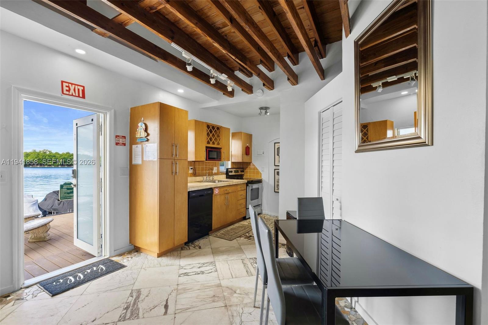 Package 2 units+DOCK avail - Residential