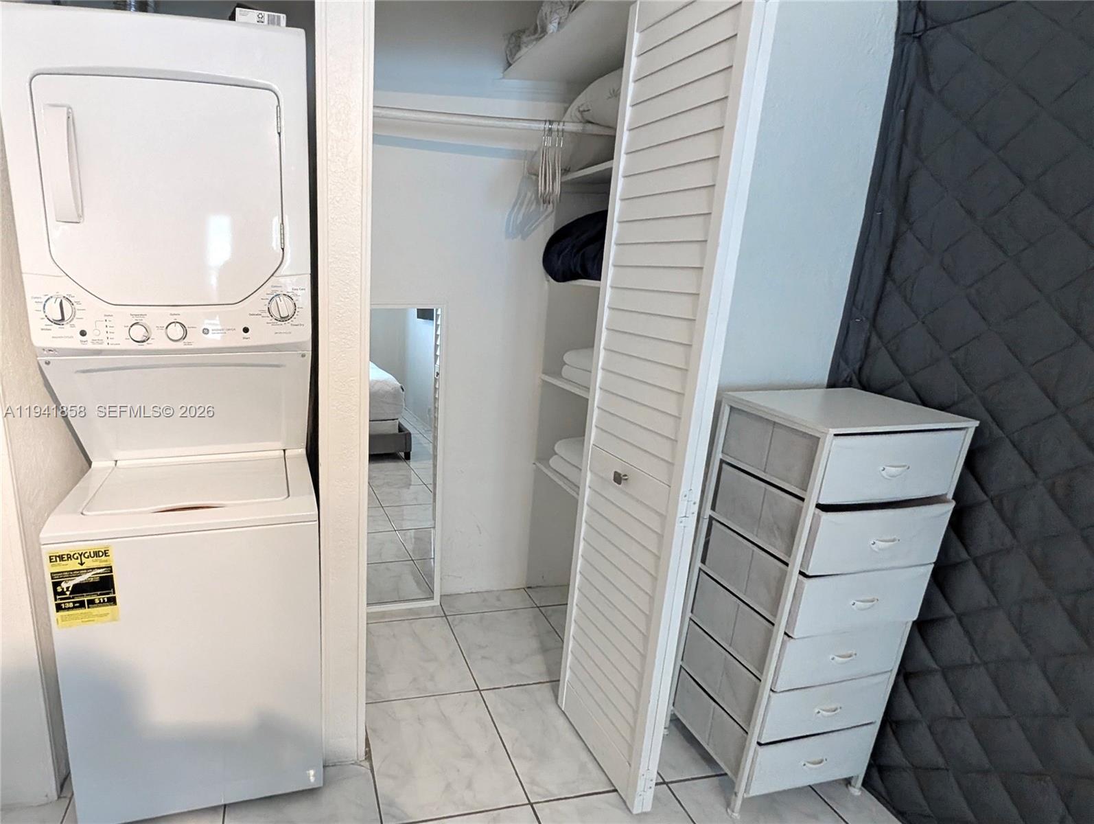 Package 2 units+DOCK avail - Residential