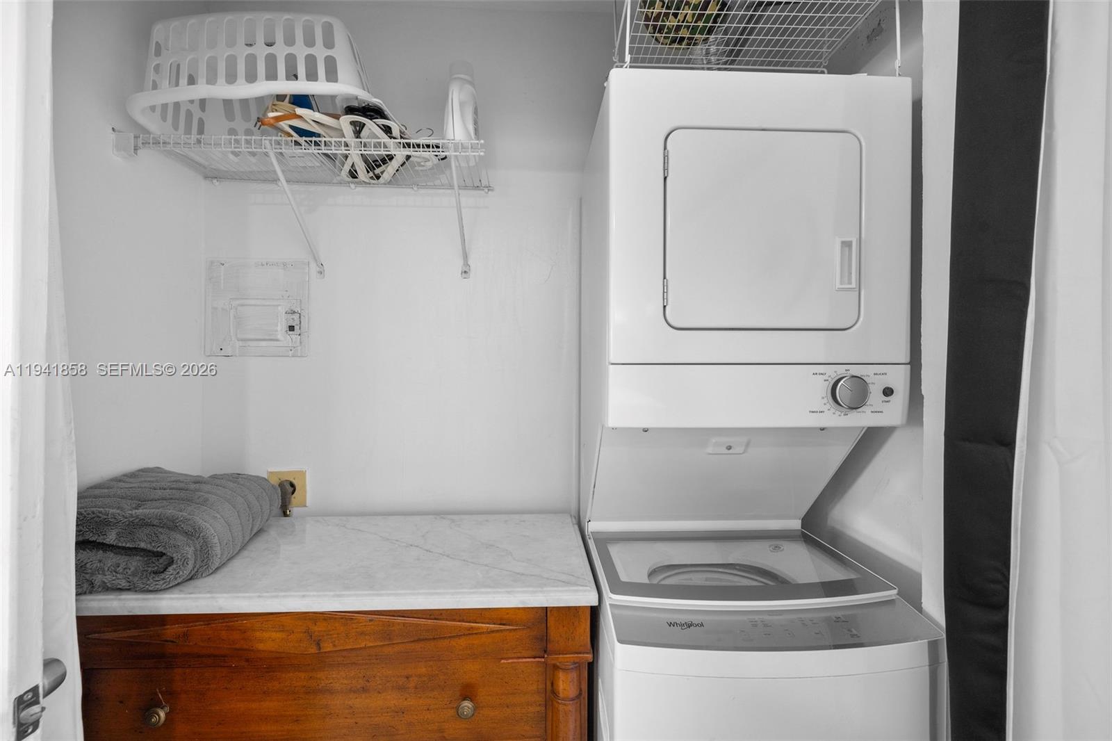 Package 2 units+DOCK avail - Residential