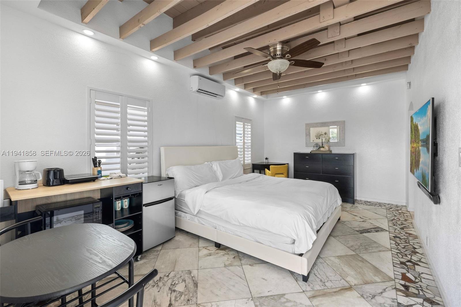 Package 2 units+DOCK avail - Residential