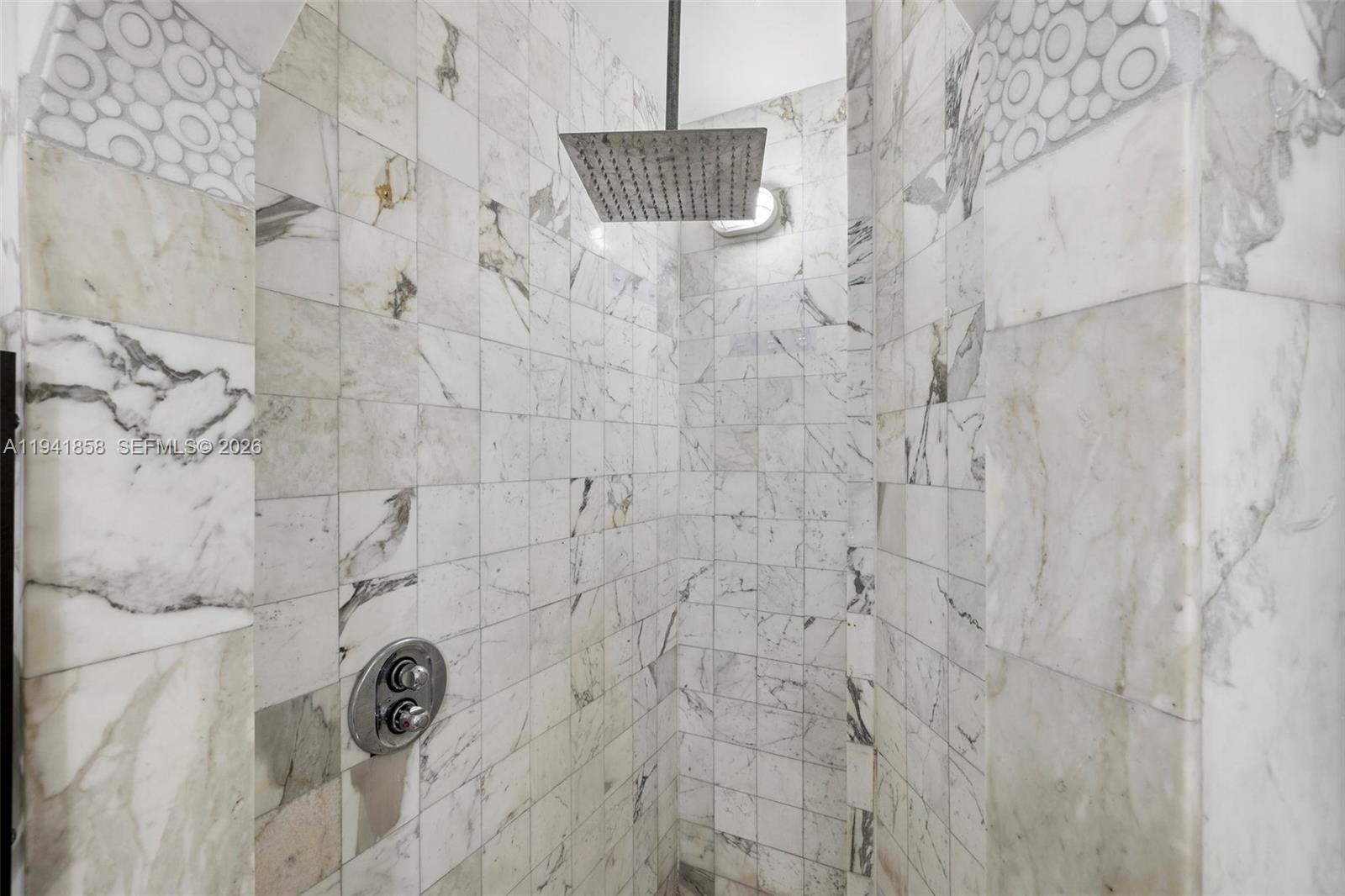 Package 2 units+DOCK avail - Residential