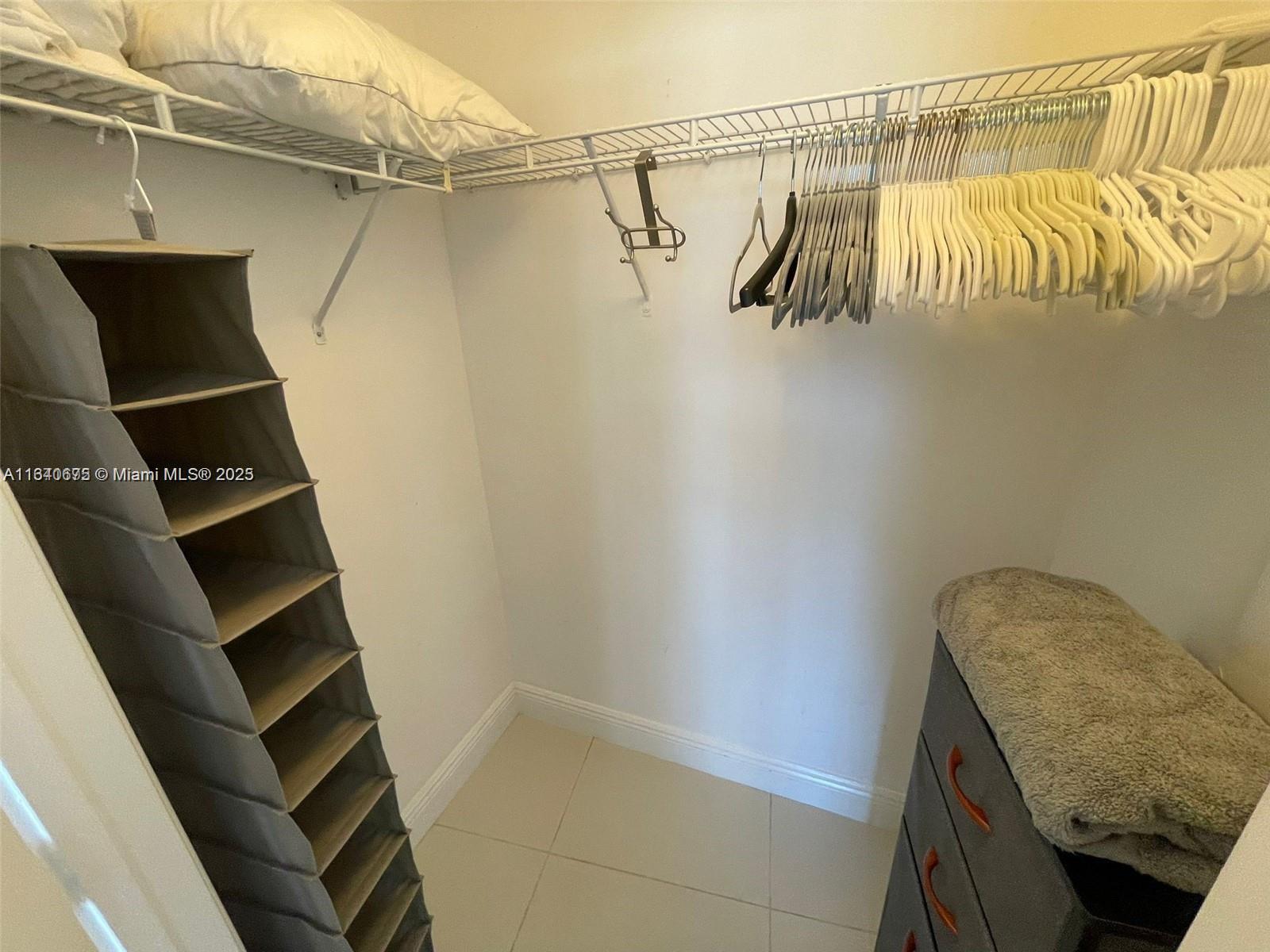 OPERA TOWER CONDO - Residential