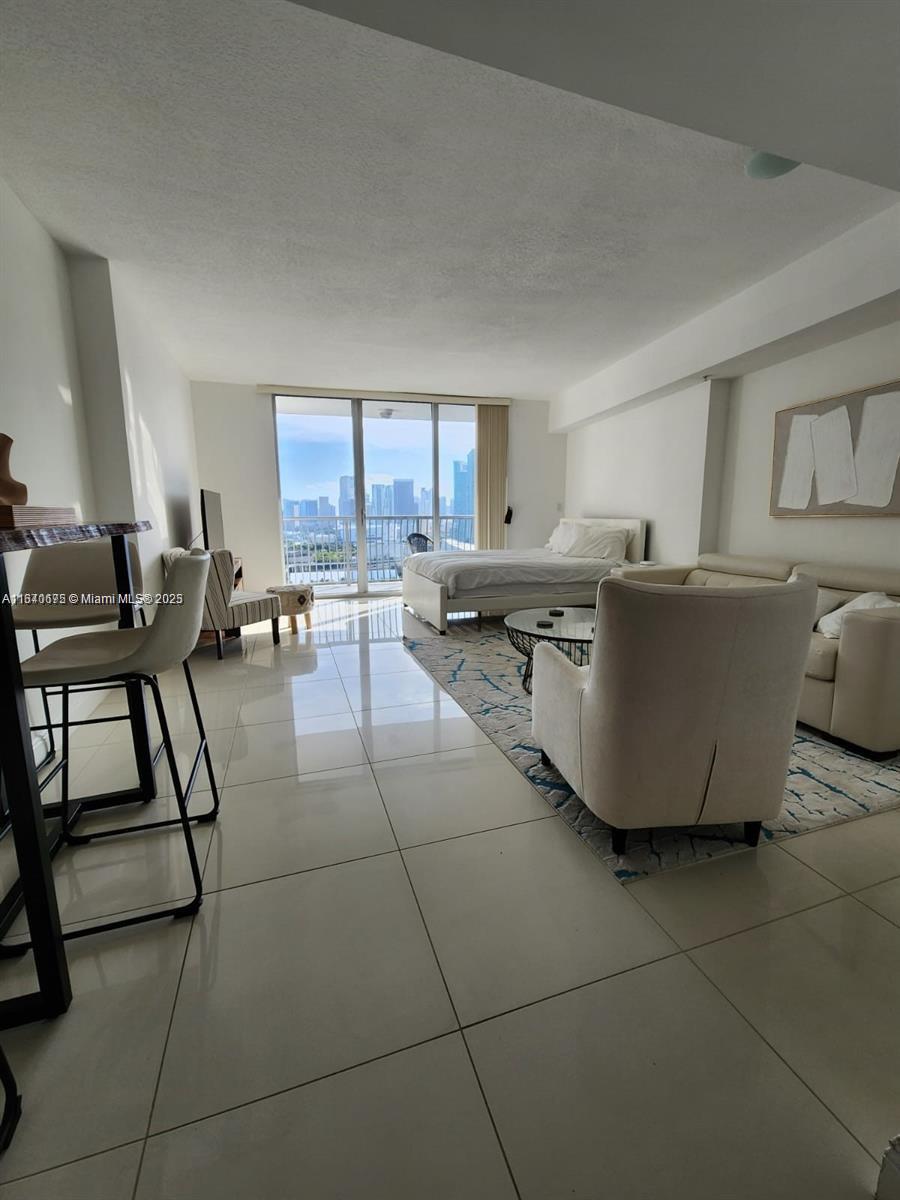 OPERA TOWER CONDO - Residential