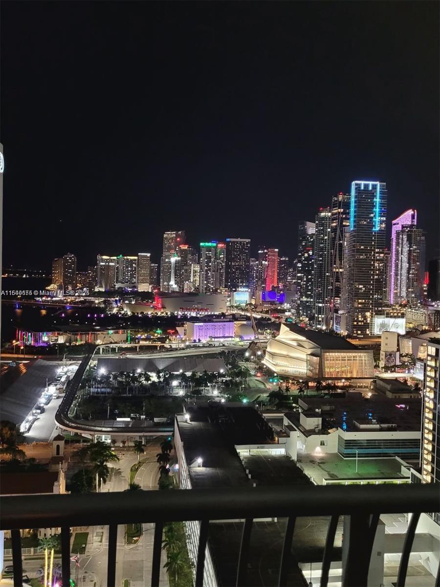Property for Sale at 1750 N Bayshore Dr 2708, Miami, Broward County, Florida - Bathrooms: 1  - $315,000