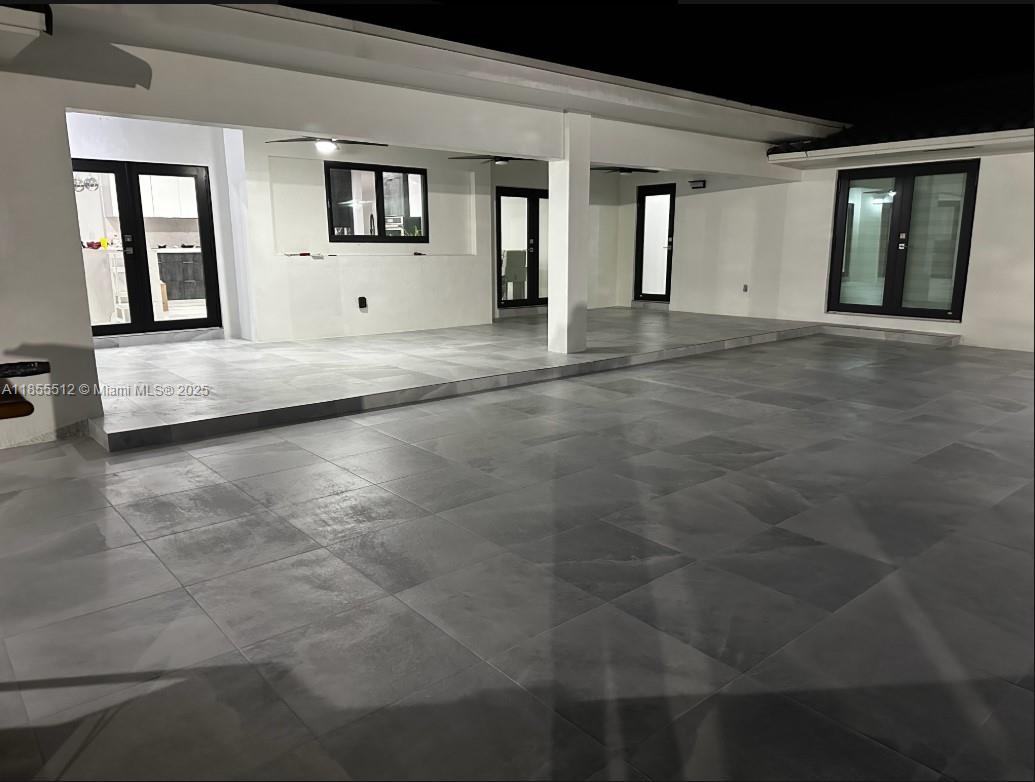 J G HEADS FARMS UNIT A - Residential Lease