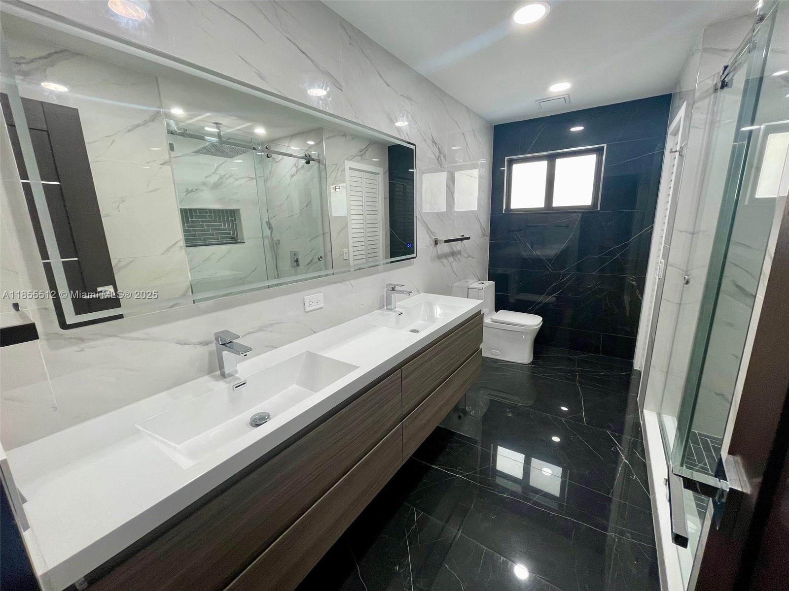 J G HEADS FARMS UNIT A - Residential Lease