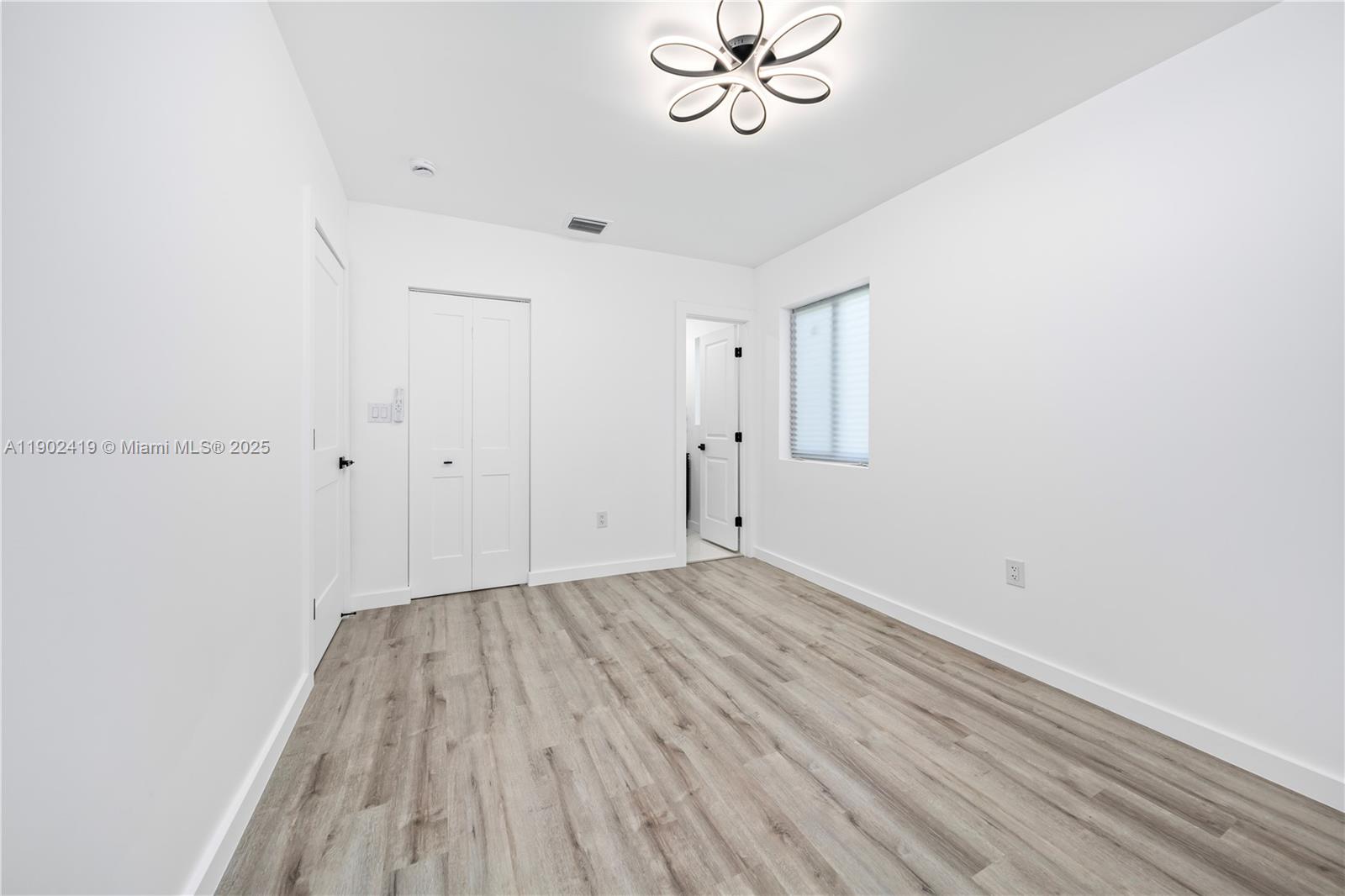 NORWOOD 1ST ADDN - Residential