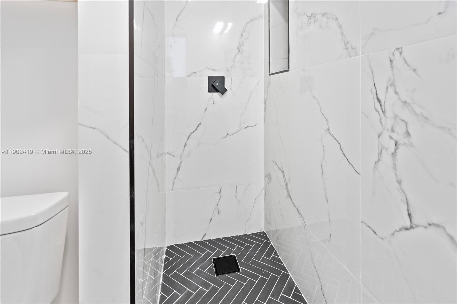 NORWOOD 1ST ADDN - Residential