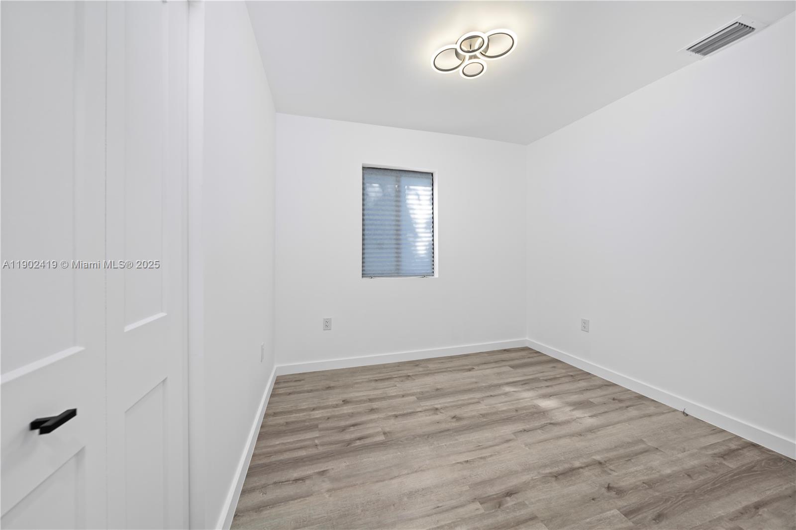 NORWOOD 1ST ADDN - Residential