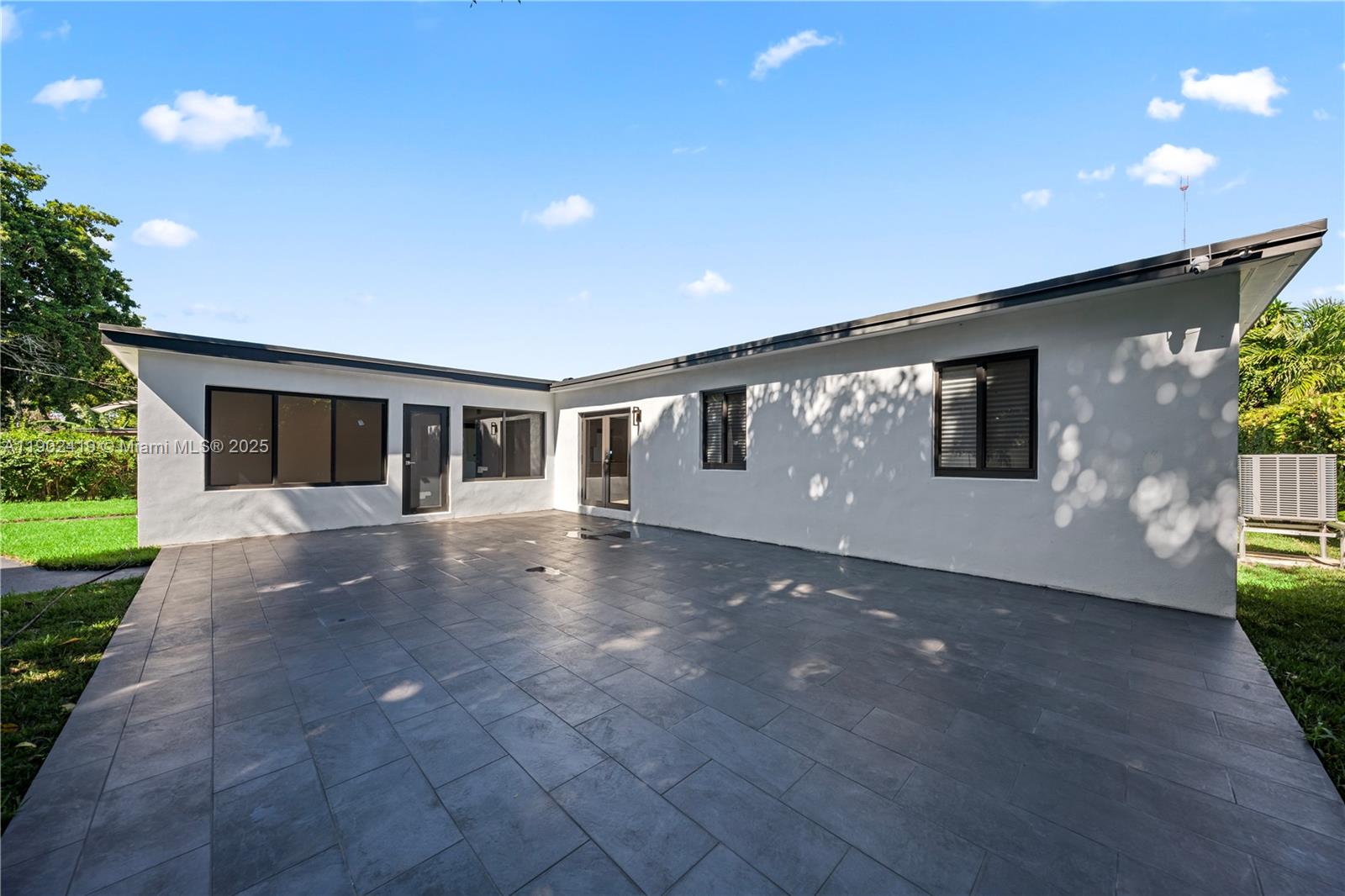 NORWOOD 1ST ADDN - Residential