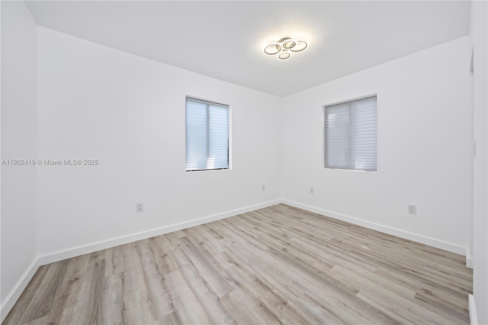 NORWOOD 1ST ADDN - Residential