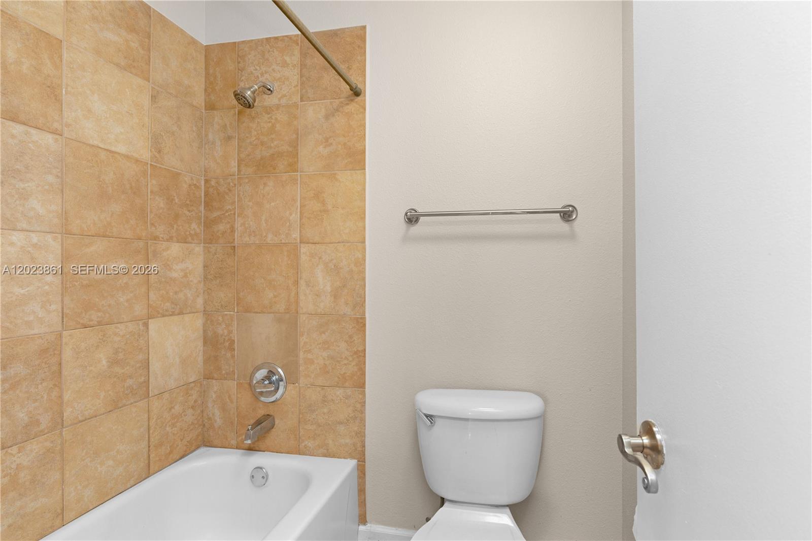 GRAND MARQUIS CONDO - Residential Lease