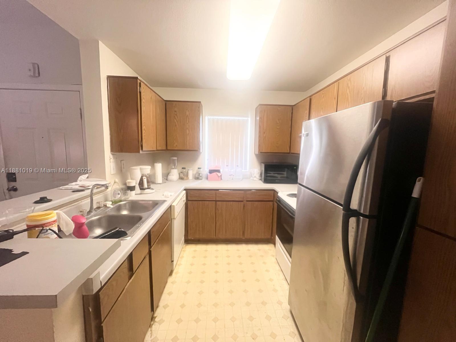 PRESERVE AT AVERY LAKES - Residential
