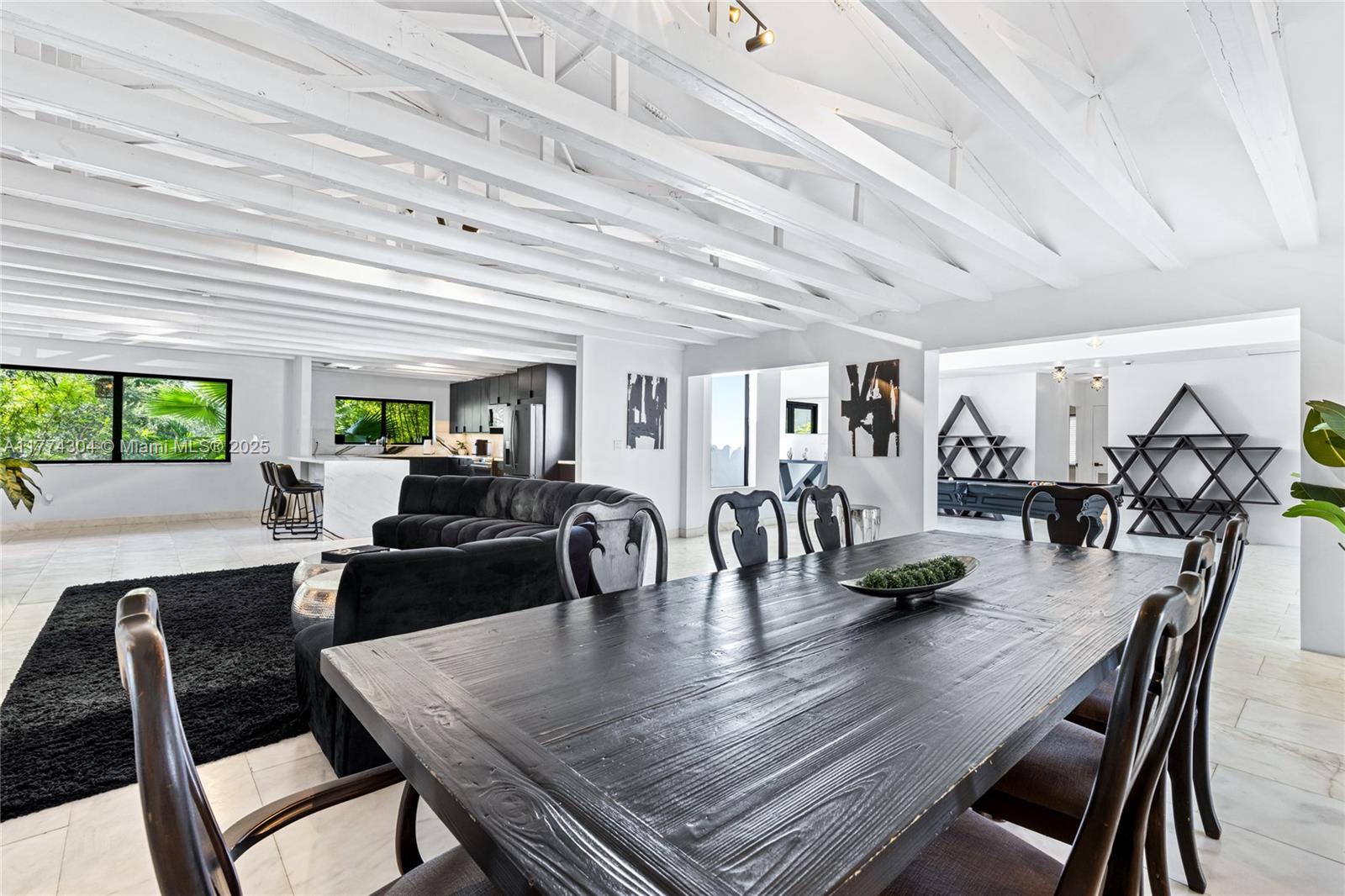 COUNTRY CLUB ADDN - Residential