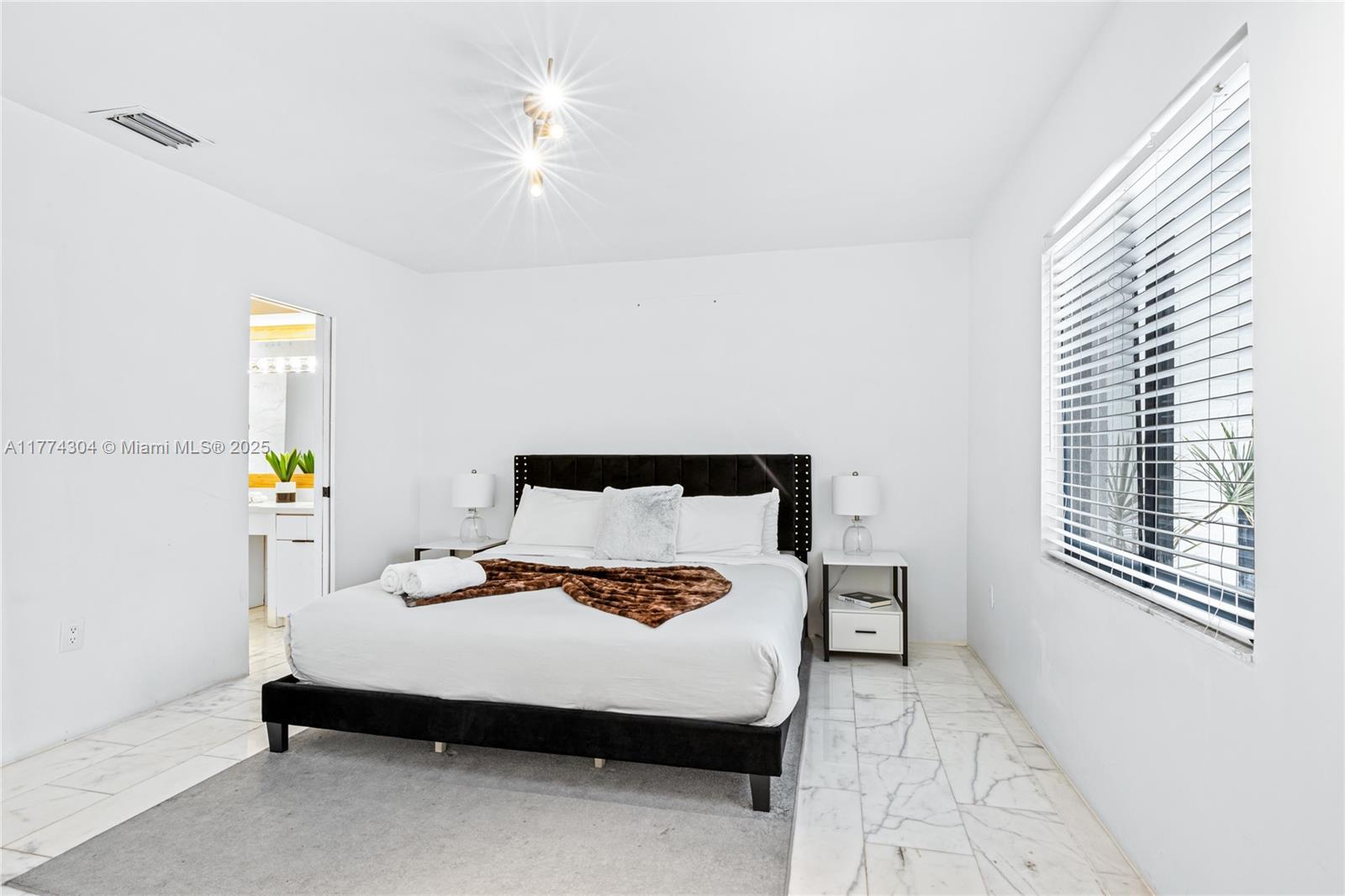 COUNTRY CLUB ADDN - Residential