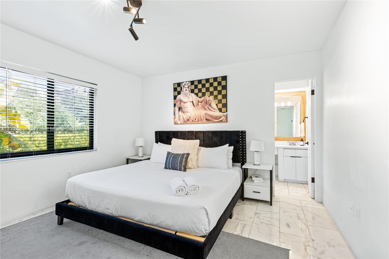 COUNTRY CLUB ADDN - Residential