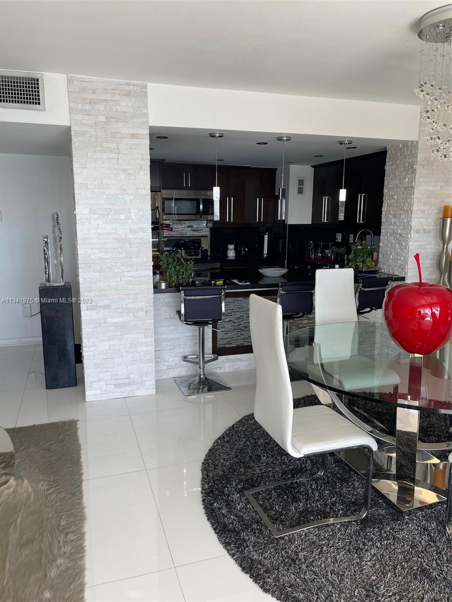 Photo 7 of 13 of 11111 Biscayne Blvd 17E condo