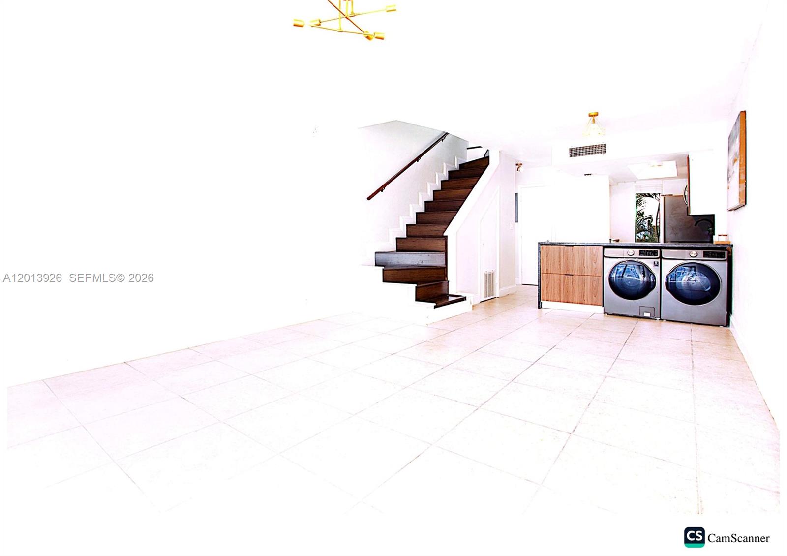 QUARTERDECK CONDO - Residential Lease