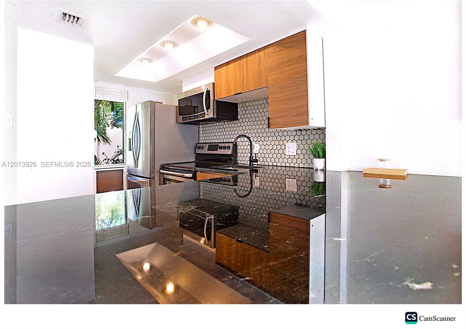 QUARTERDECK CONDO - Residential Lease