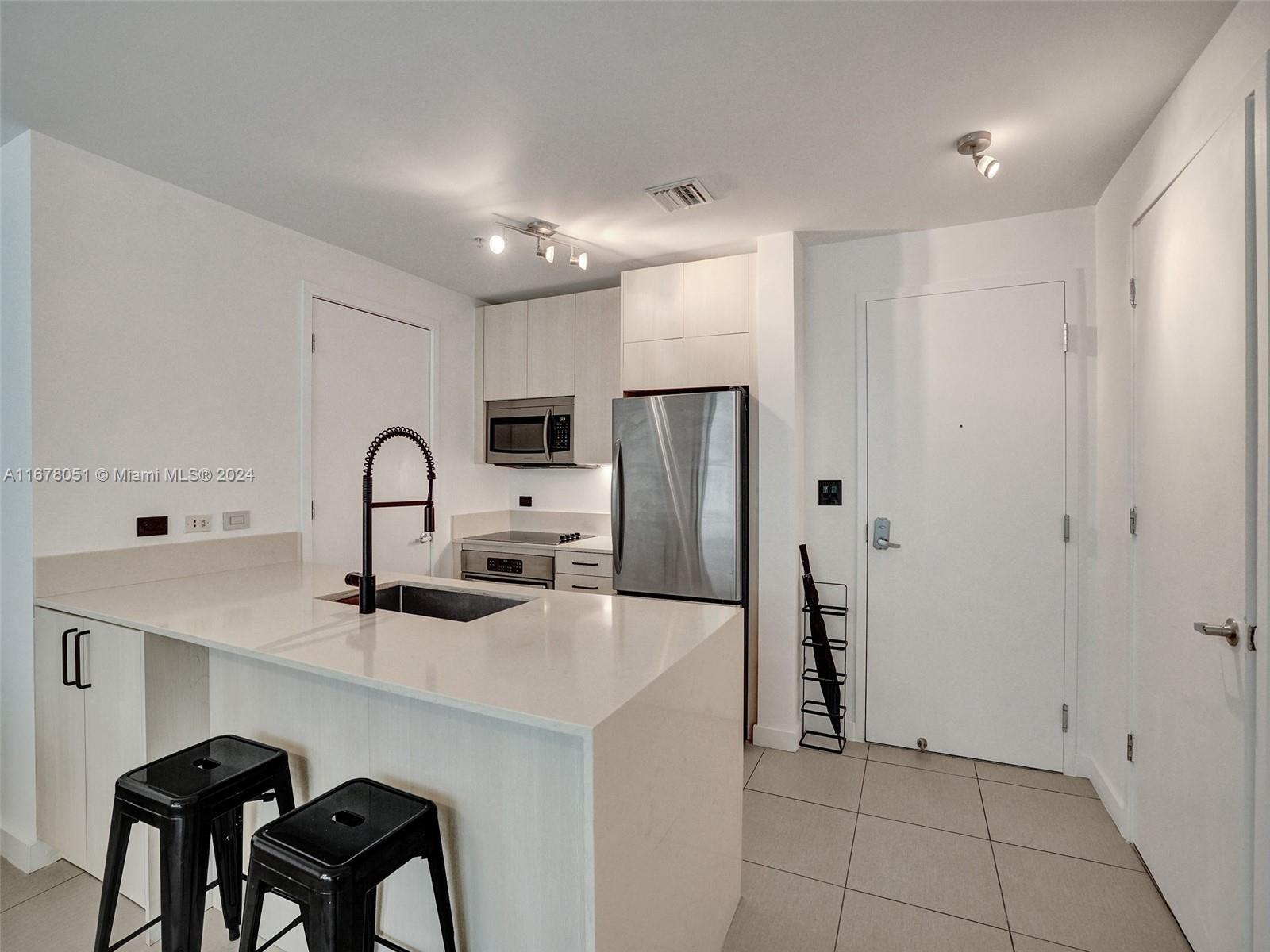 FOUR MIDTOWN MIAMI CONDO - Residential