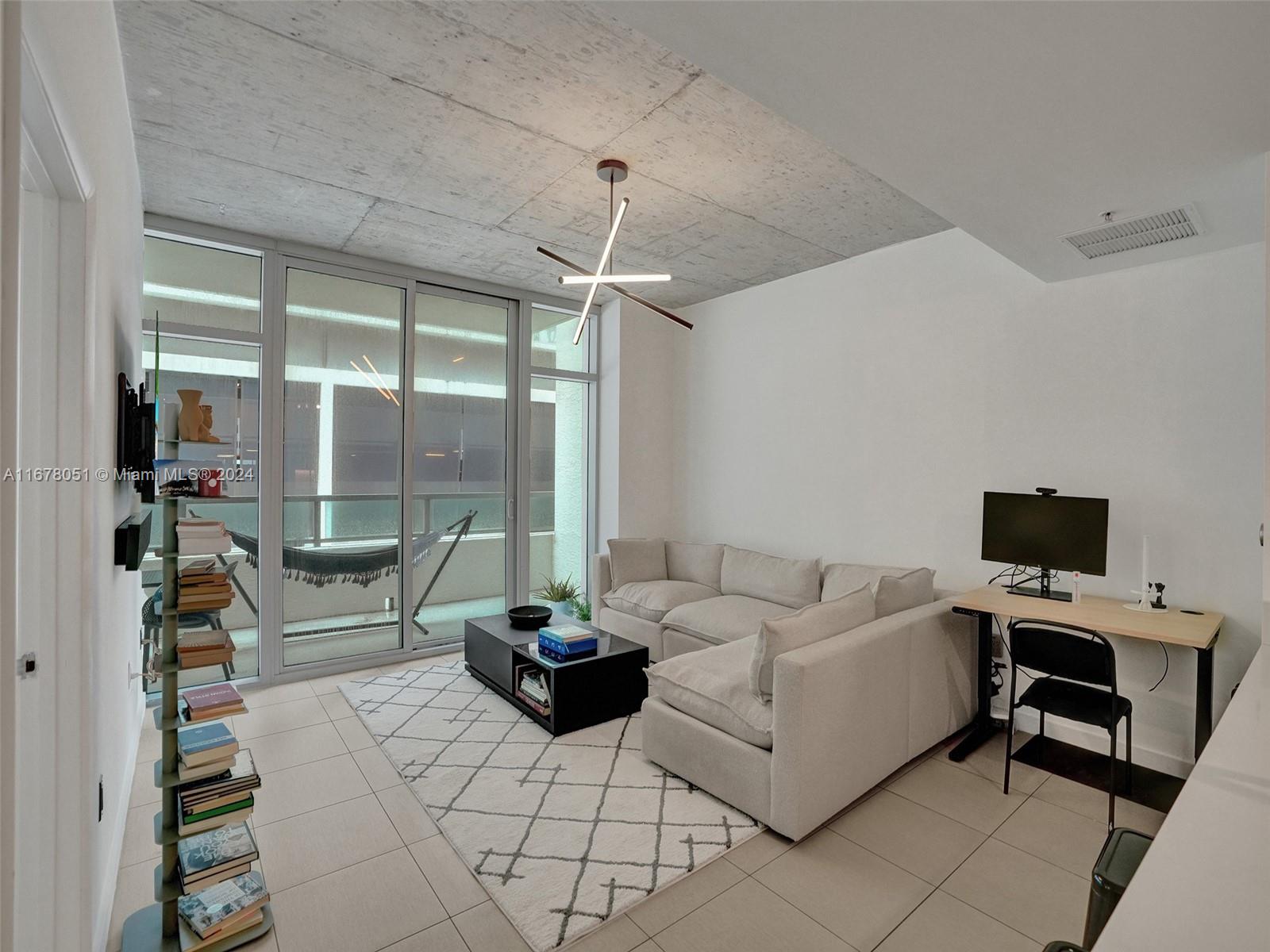 FOUR MIDTOWN MIAMI CONDO - Residential