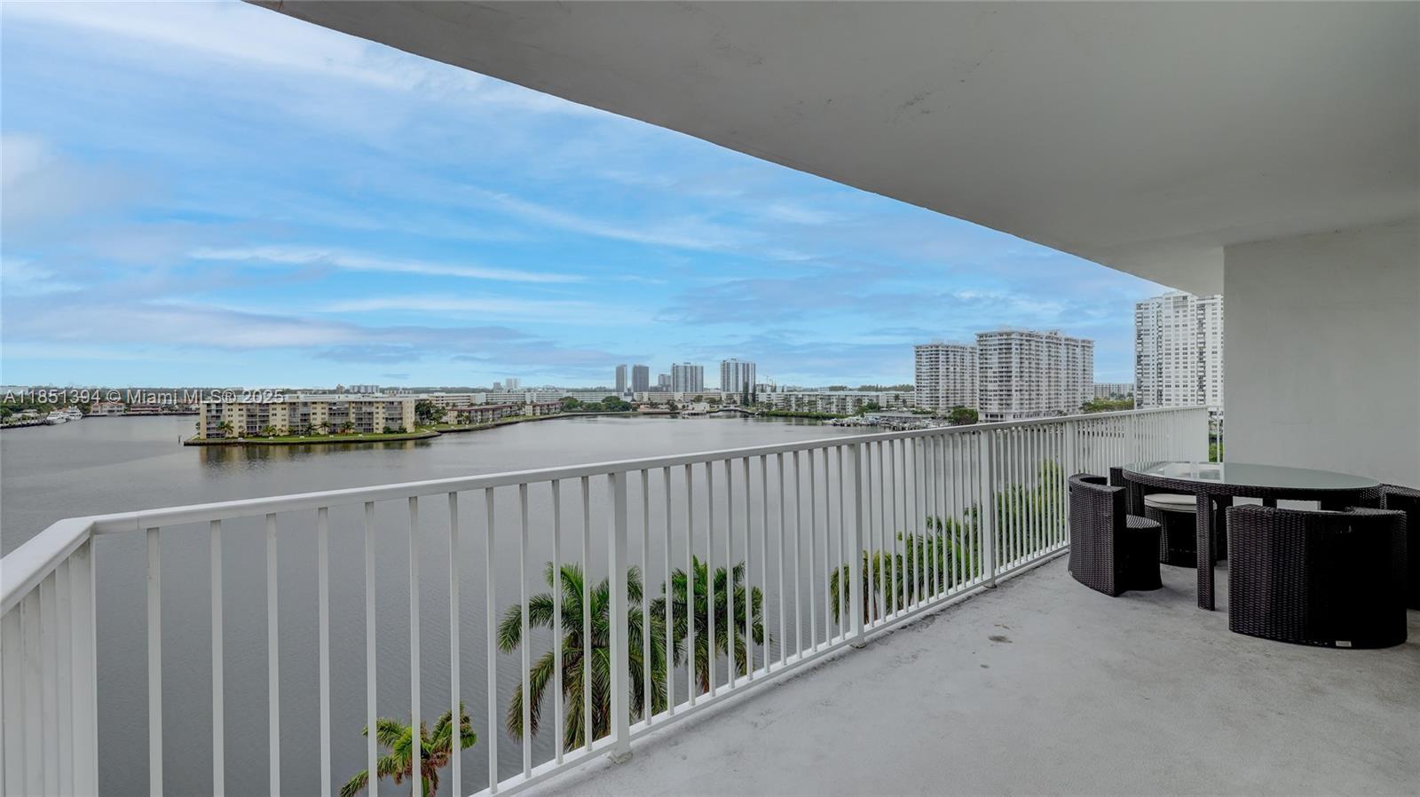 ADMIRALS PORT CONDO WEST - Residential