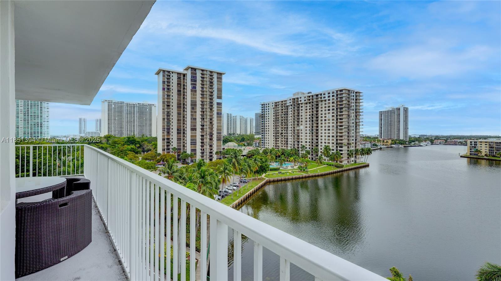 ADMIRALS PORT CONDO WEST - Residential