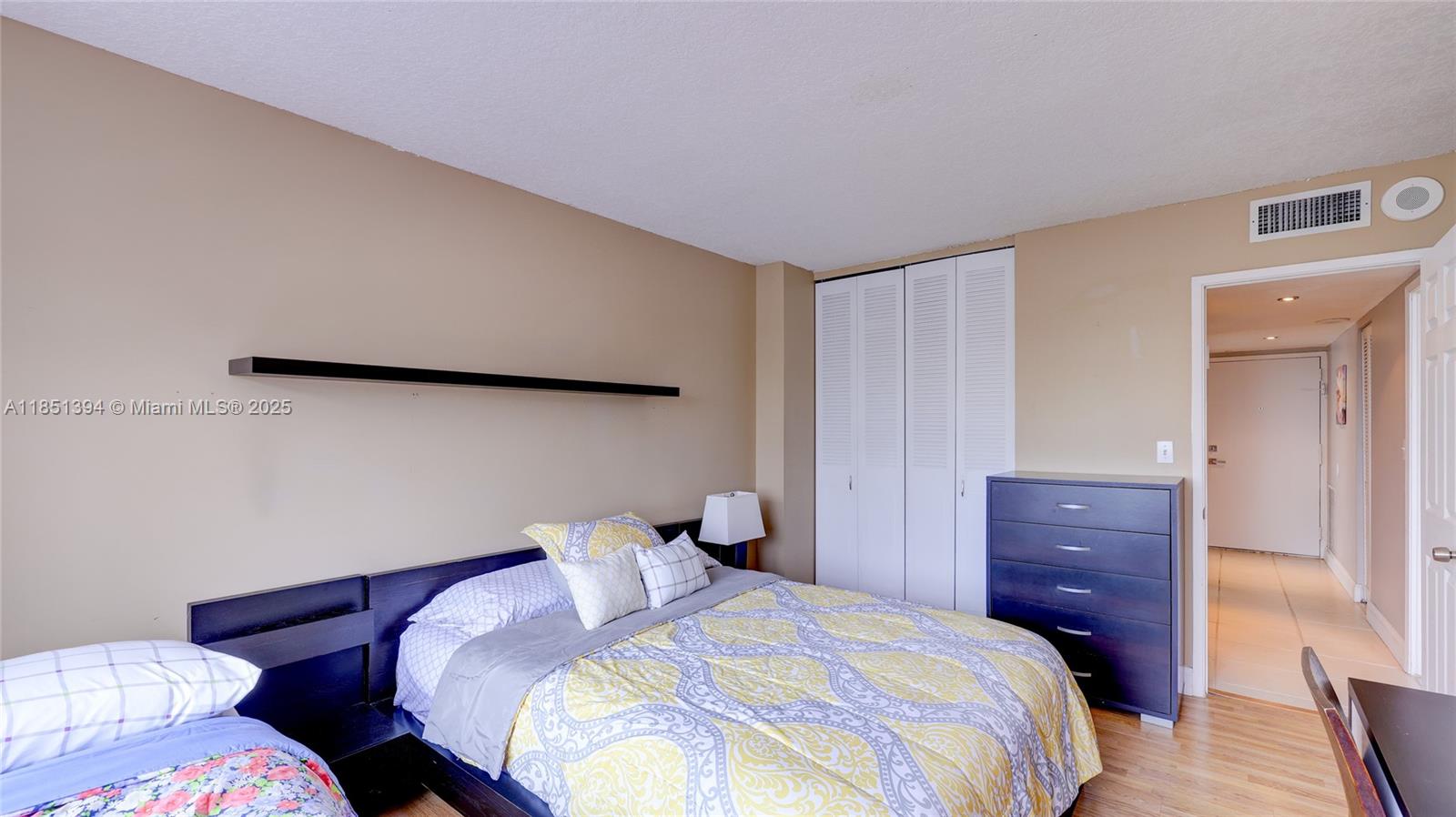 ADMIRALS PORT CONDO WEST - Residential