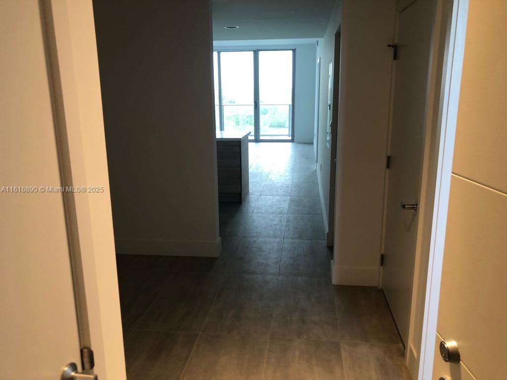 THE HARBOUR NORTH CONDO - Residential