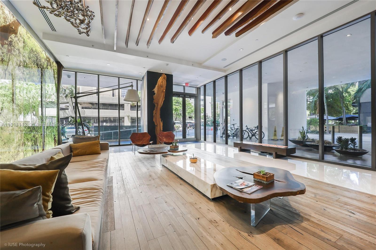 1010 BRICKELL CONDO - Residential Lease