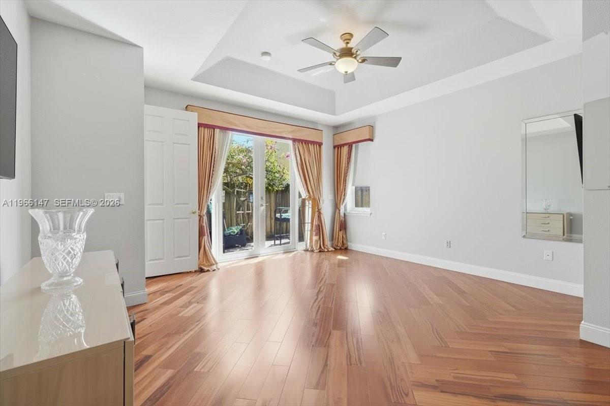 SAN MARINO VILLAGE - Residential