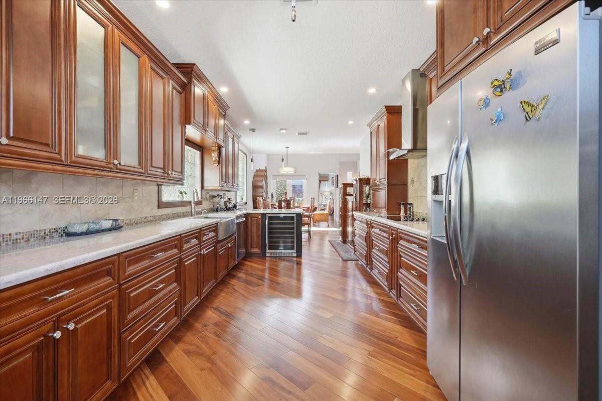 SAN MARINO VILLAGE - Residential