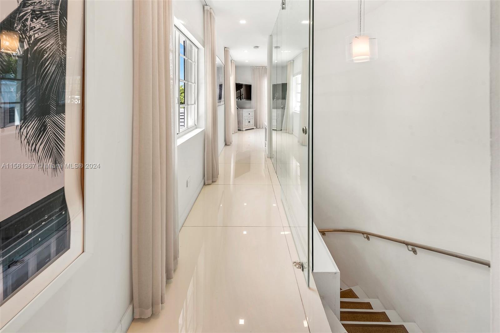SAN MARINO ISLAND - Residential