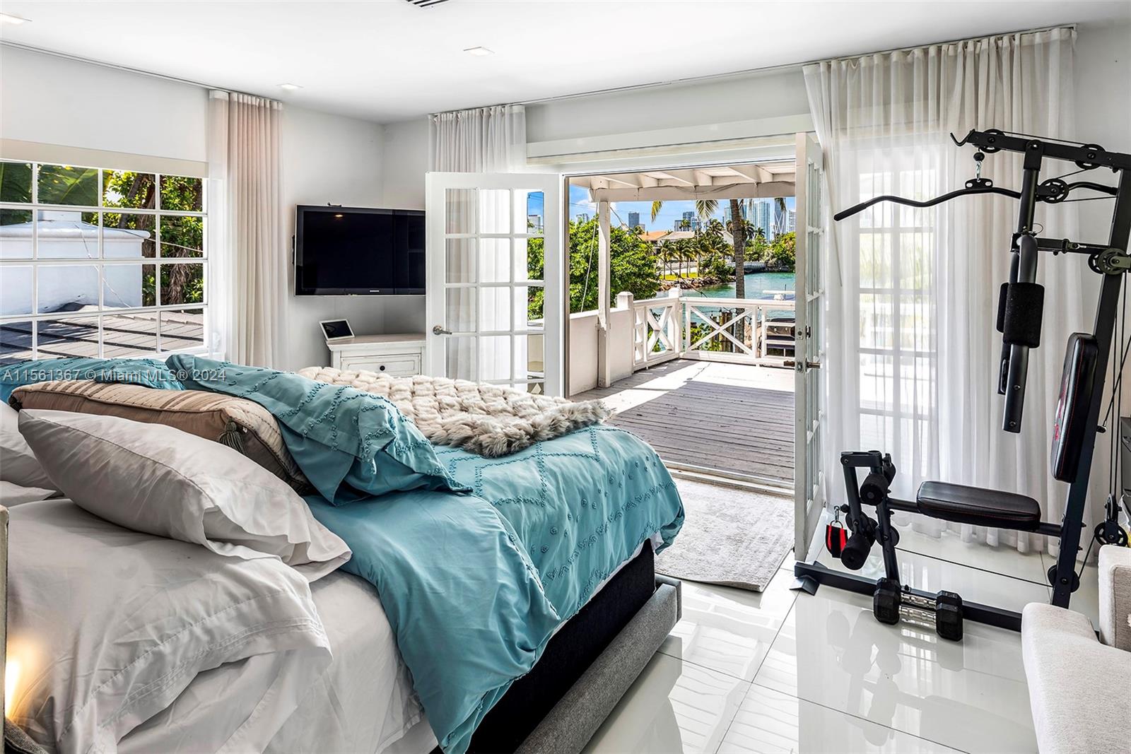 SAN MARINO ISLAND - Residential