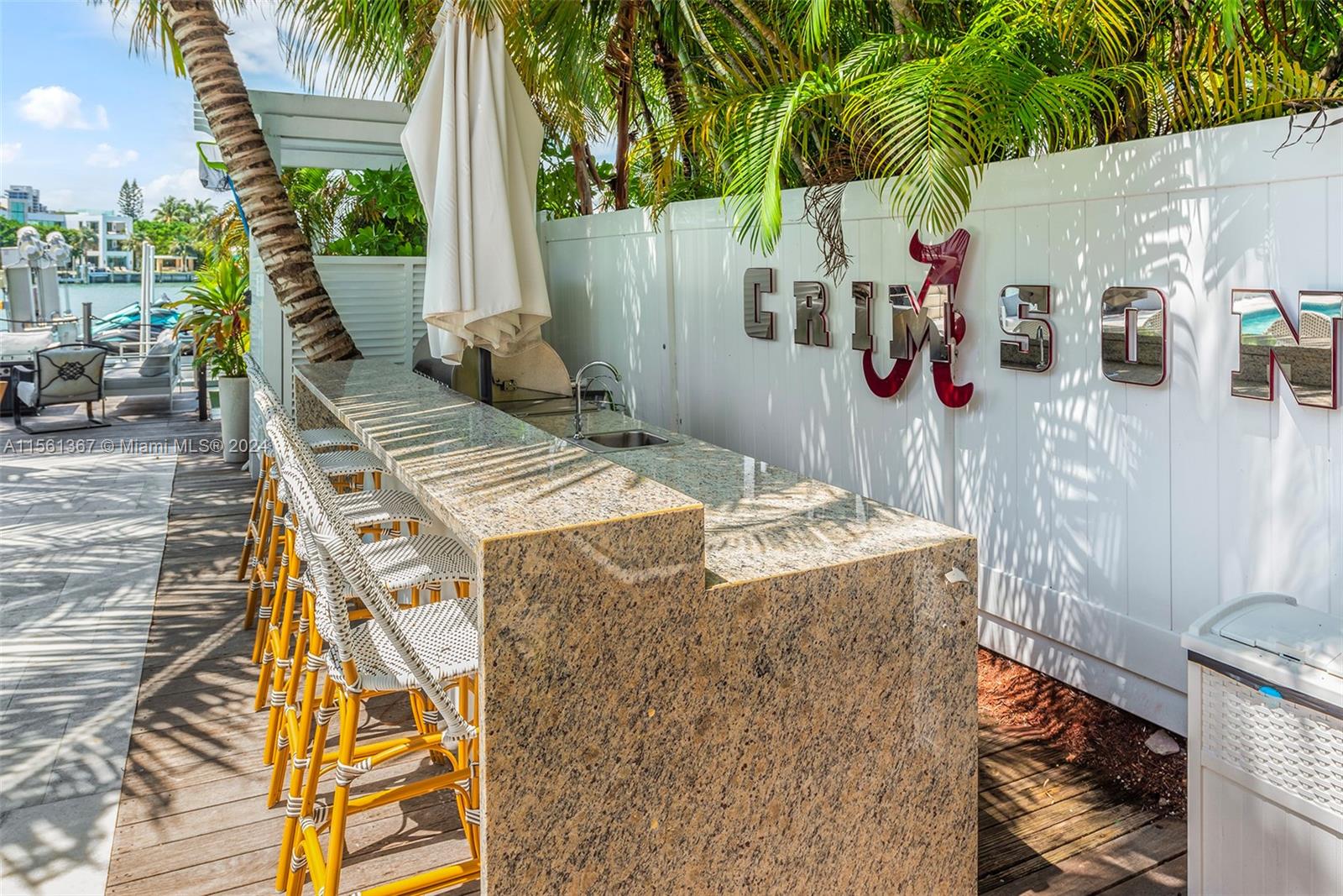 SAN MARINO ISLAND - Residential