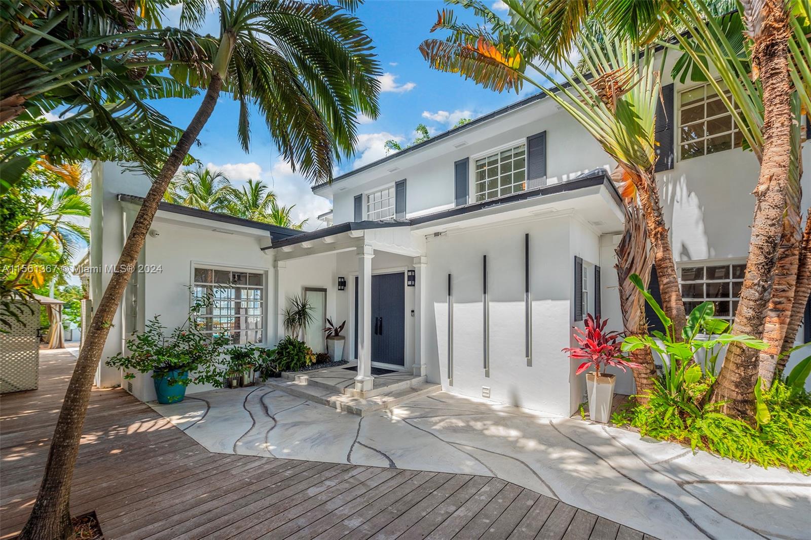 SAN MARINO ISLAND - Residential