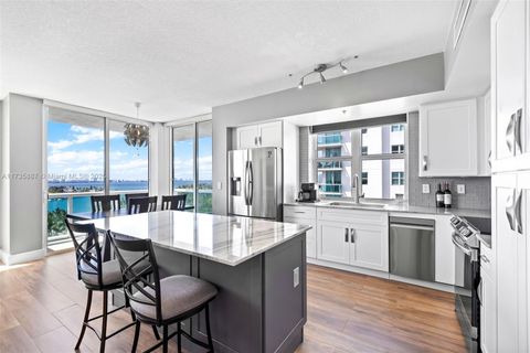 7910 Harbor Island Dr 911 North Bay Village FL 33141