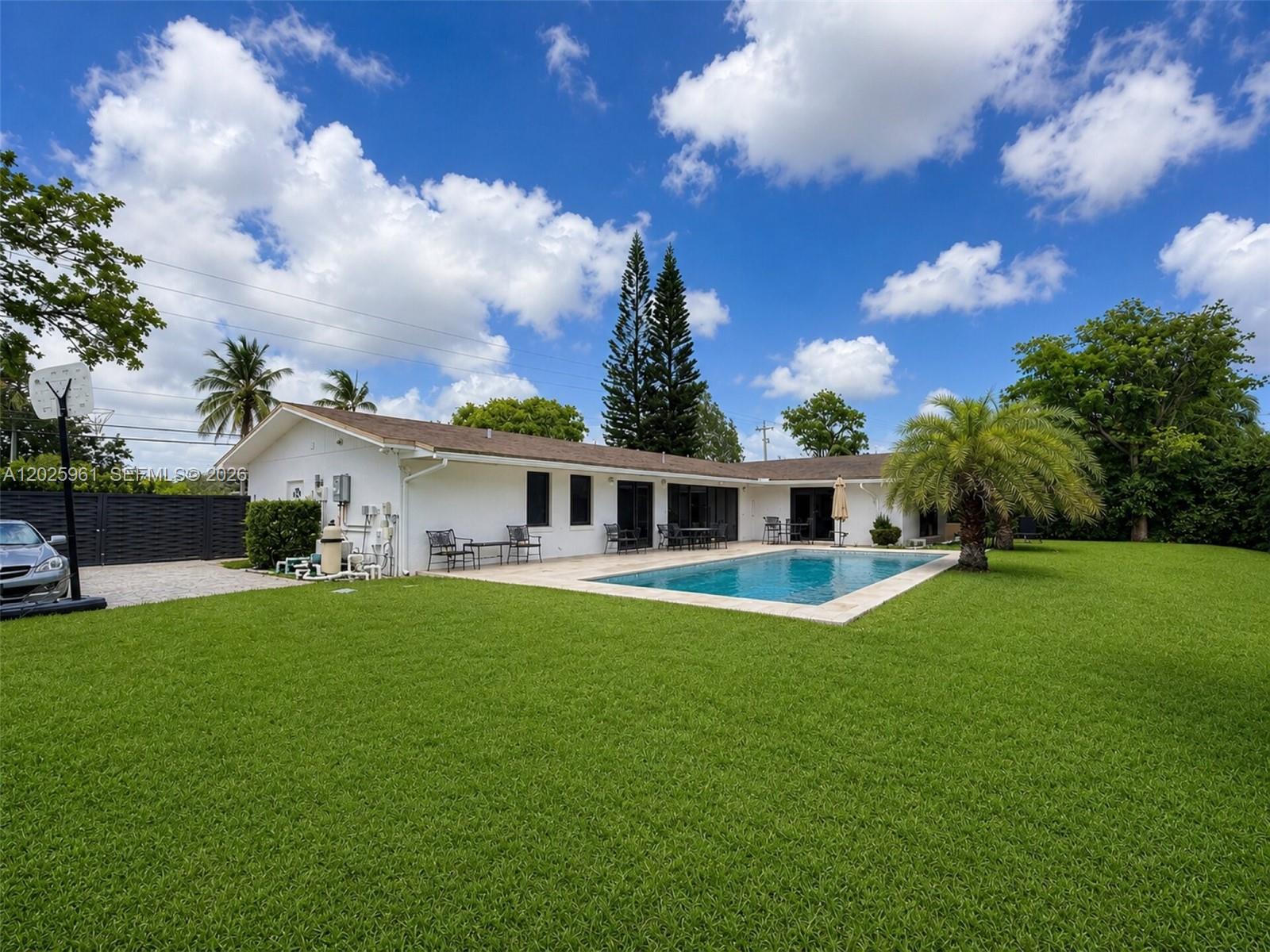PINE ACRES SEC 1 - Residential