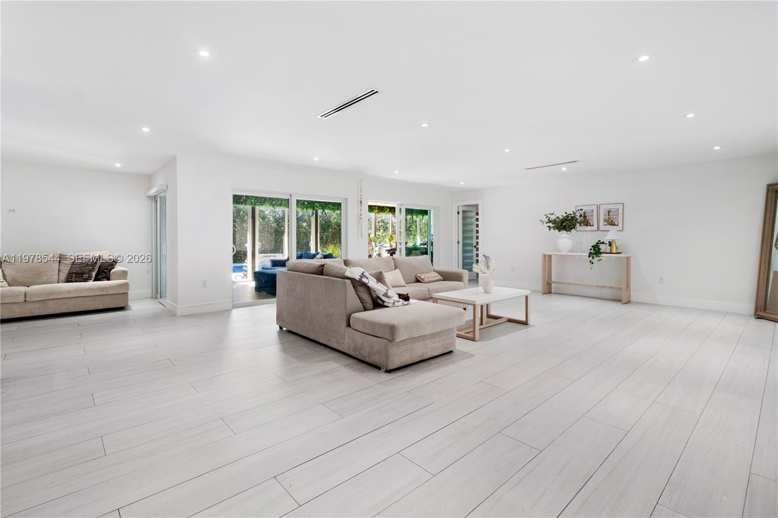 WESTVIEW SEC 3 PART 1 AME - Residential