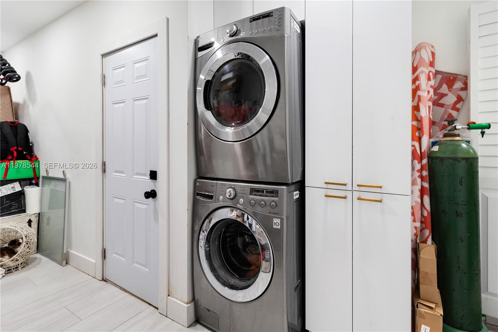 WESTVIEW SEC 3 PART 1 AME - Residential