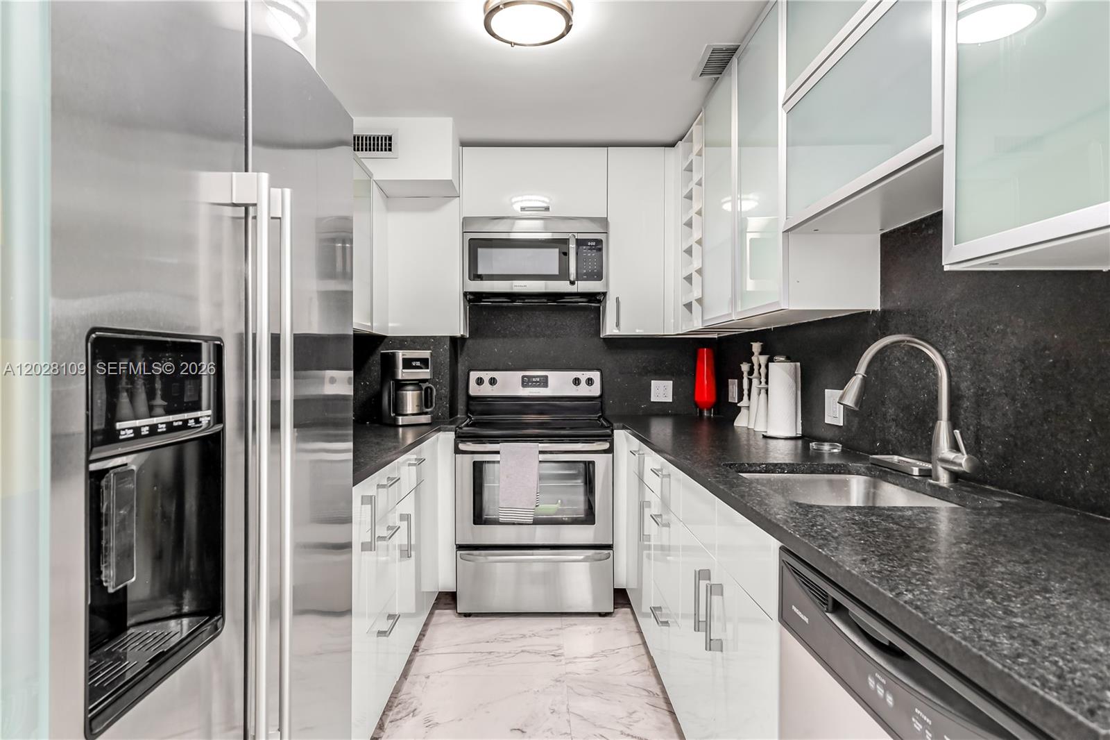 BELLE ISLE - Residential