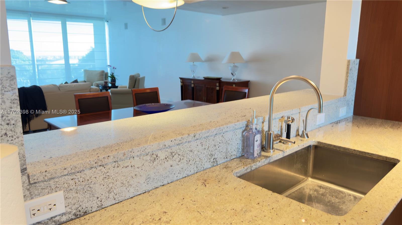 GROVENOR HOUSE CONDO - Residential